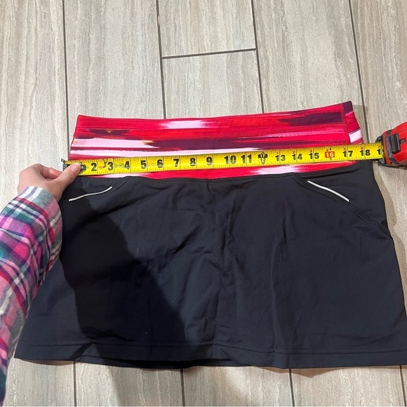 Athleta Skort Skirt Women L Black Tennis Running Reflective Pocket Relay Shorts - Picture 3 of 6
